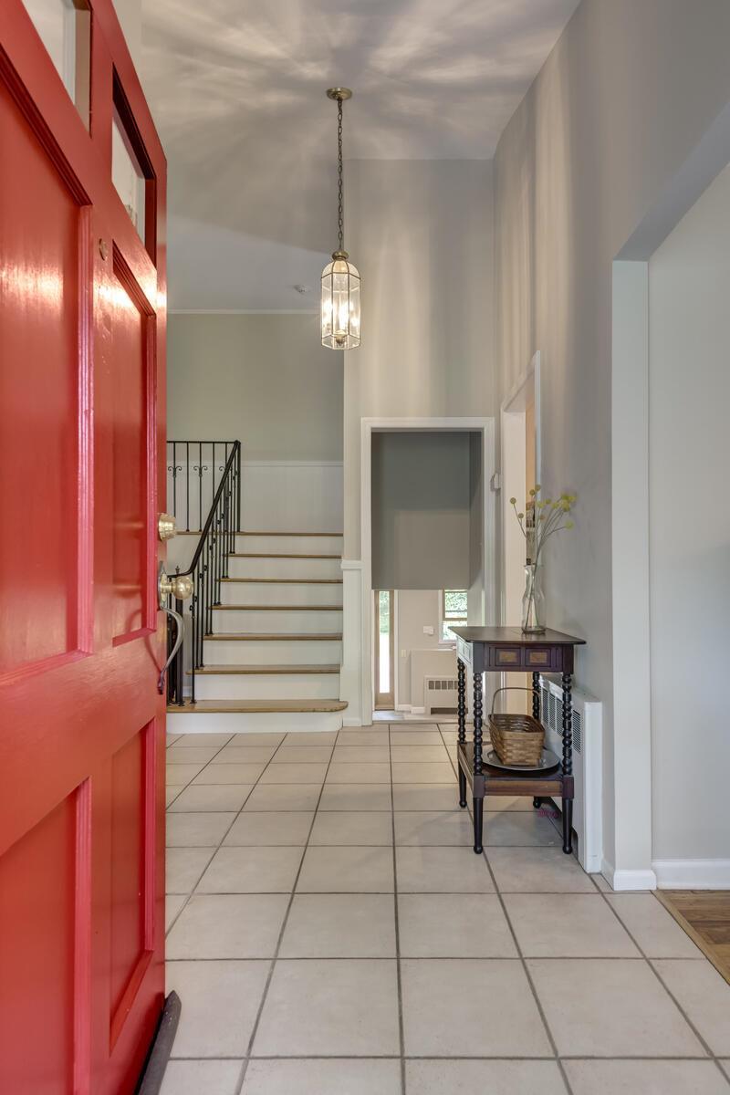 2 of 31 - 30 Greenhill Lane, Huntington, NY