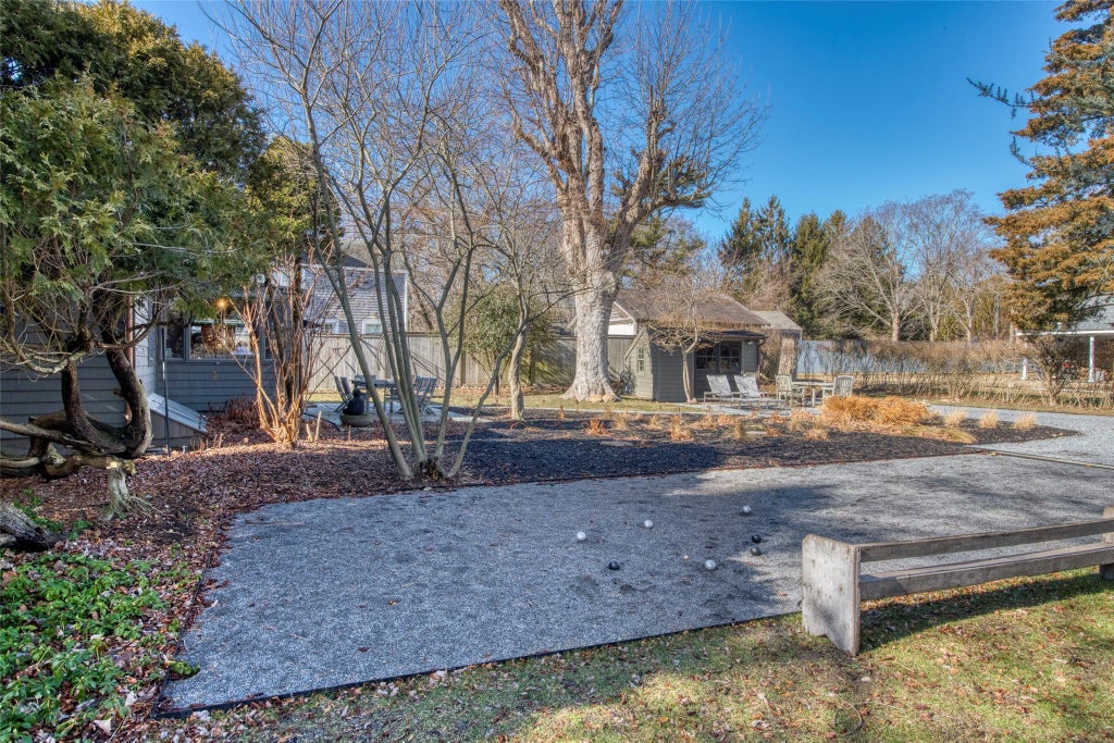 17 of 20 - 22495 Main Road, Orient, NY