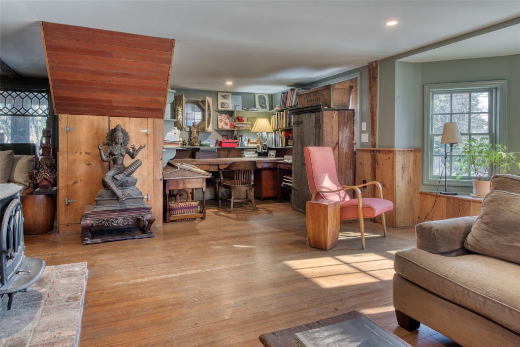 3 of 20 - 22495 Main Road, Orient, NY