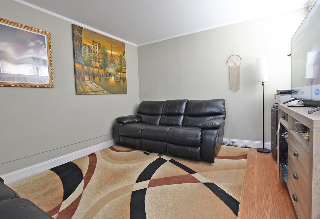 10 of 19 - 2534 Cypress Avenue, East Meadow, NY