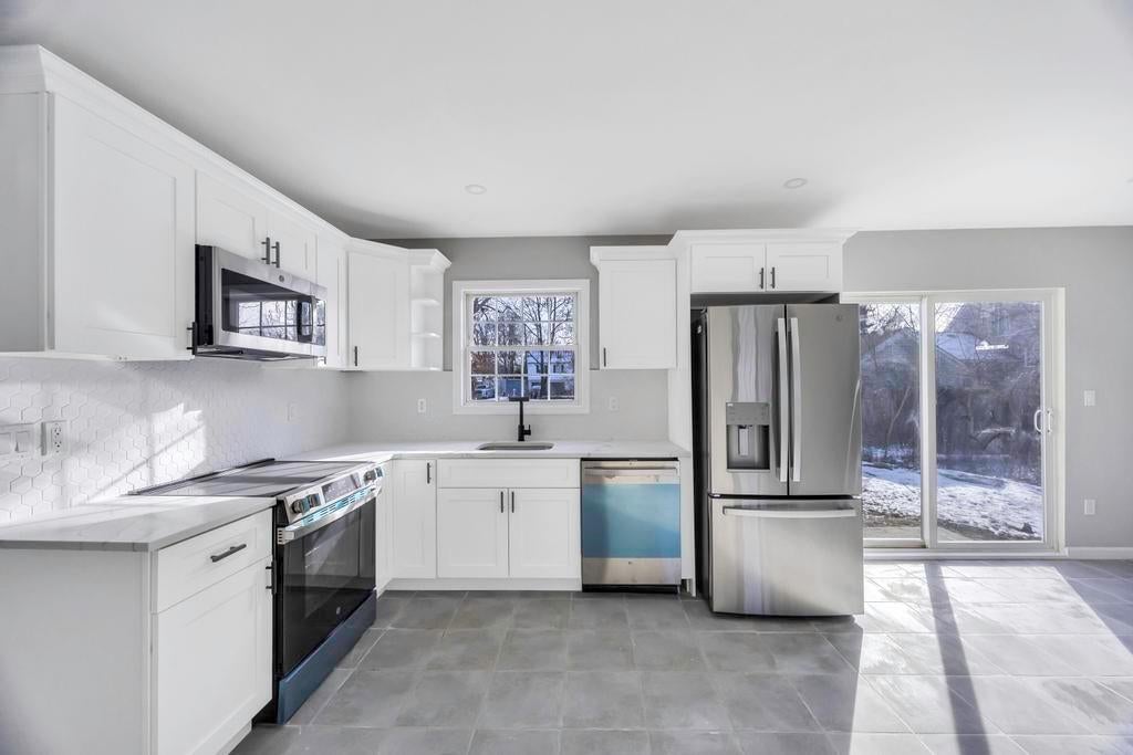 12 of 27 - 22 Sayville Road, Mastic Beach, NY