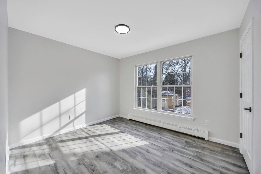 21 of 27 - 22 Sayville Road, Mastic Beach, NY