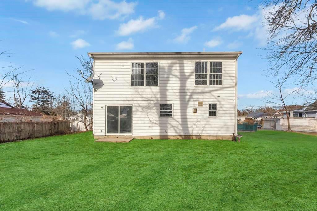 25 of 27 - 22 Sayville Road, Mastic Beach, NY
