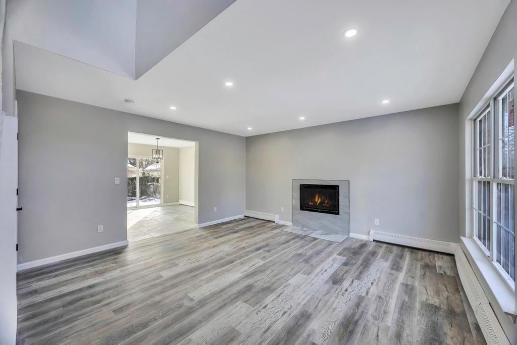 5 of 27 - 22 Sayville Road, Mastic Beach, NY
