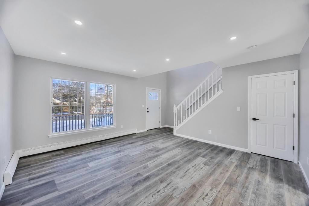 6 of 27 - 22 Sayville Road, Mastic Beach, NY