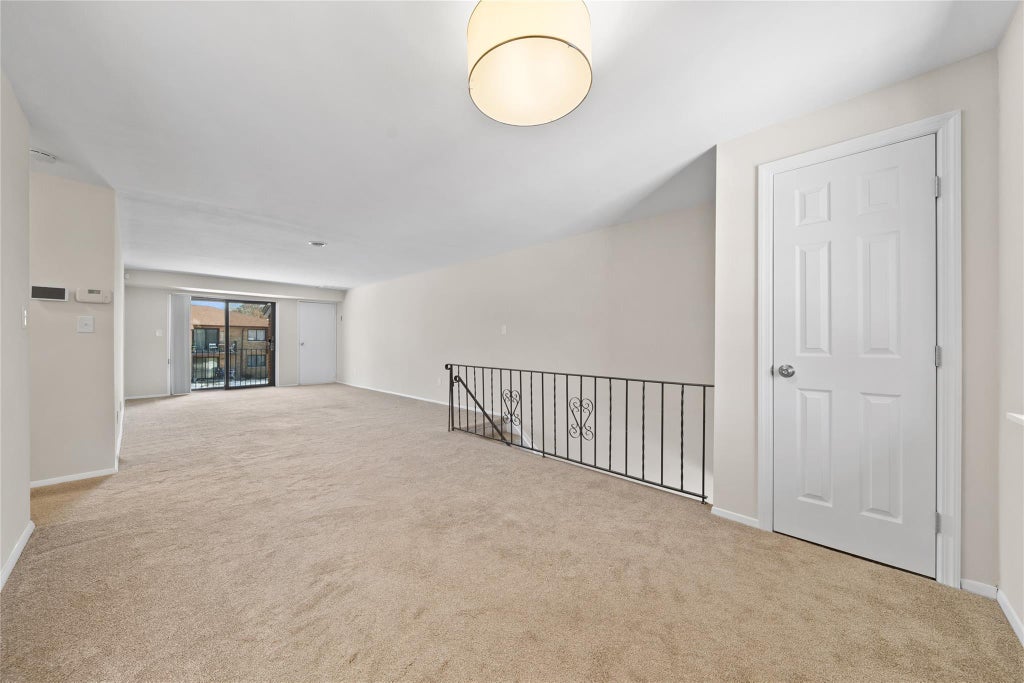 13 of 20 - 38 Pinebrook Place # 38, Bay Shore, NY