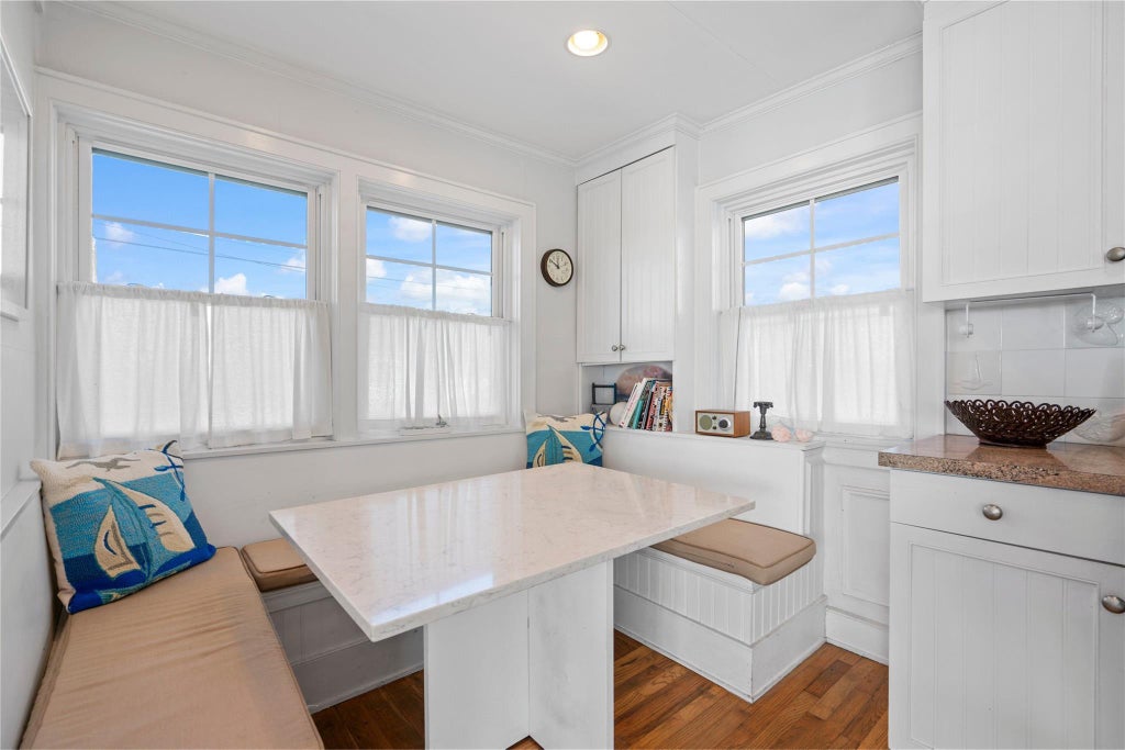13 of 33 - 706 Riviera Drive, Mastic Beach, NY