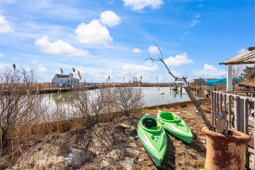24 of 33 - 706 Riviera Drive, Mastic Beach, NY