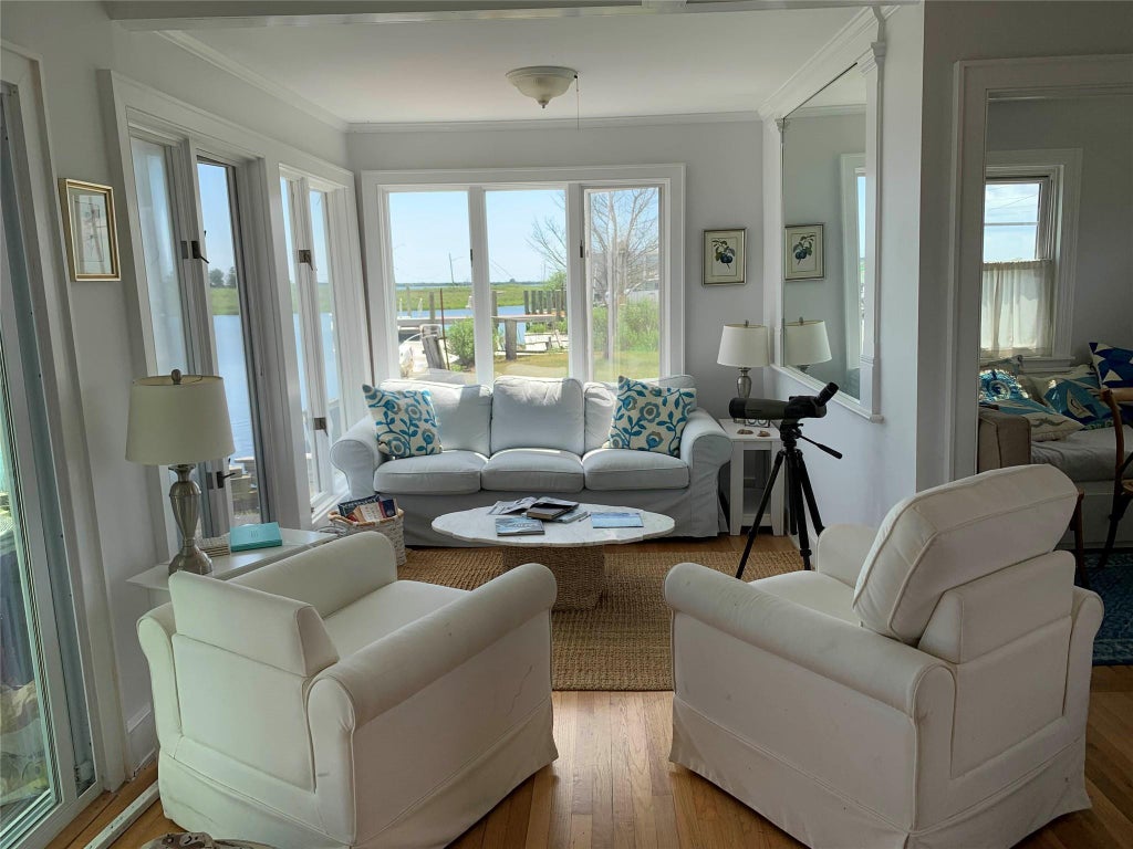 31 of 33 - 706 Riviera Drive, Mastic Beach, NY
