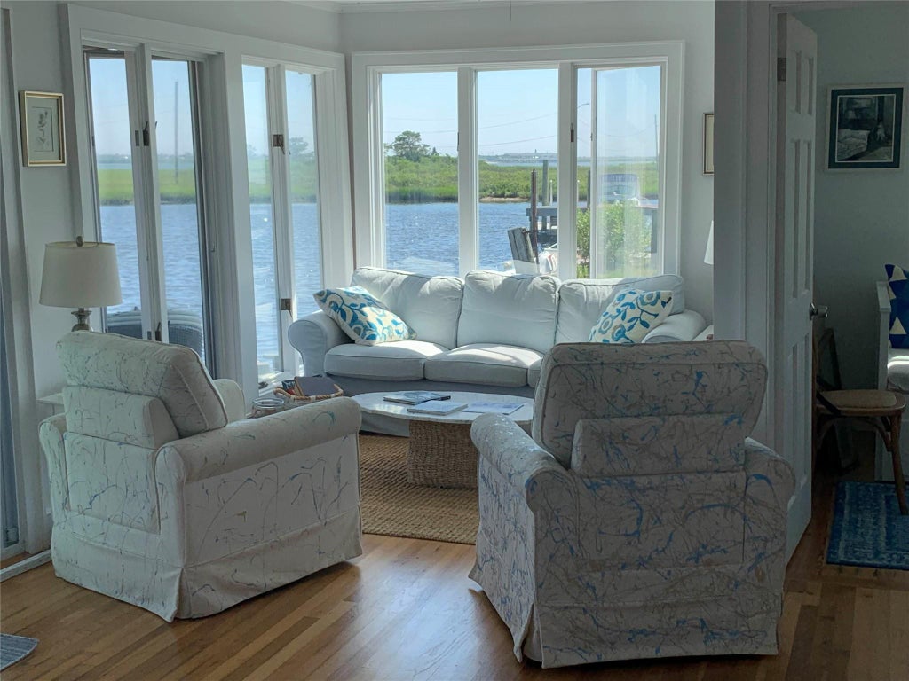 32 of 33 - 706 Riviera Drive, Mastic Beach, NY
