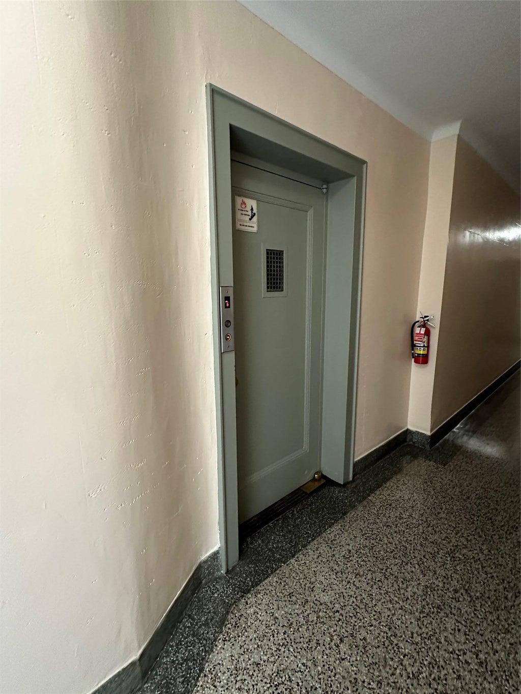 13 of 22 - 63-89 Saunders St. # 2b, Rego Park, NY