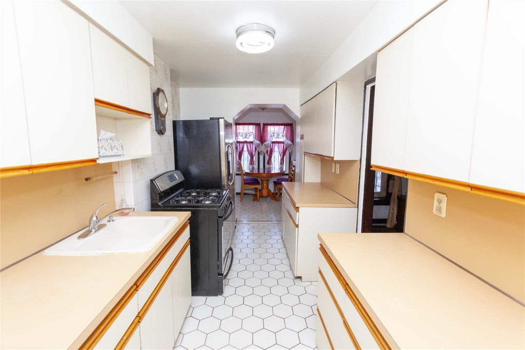 11 of 23 - 9729 127th St., Richmond Hill S., NY