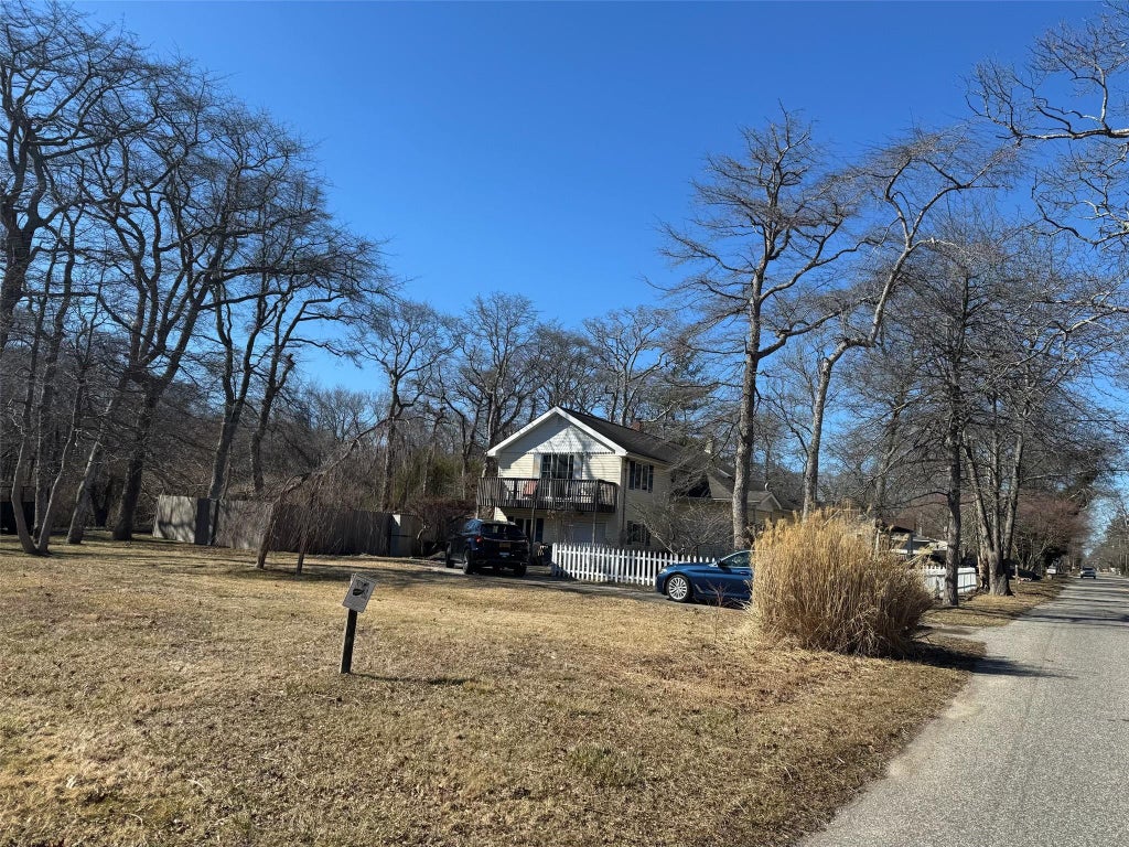 15 of 16 - 16 Whitter Drive, Mastic Beach, NY
