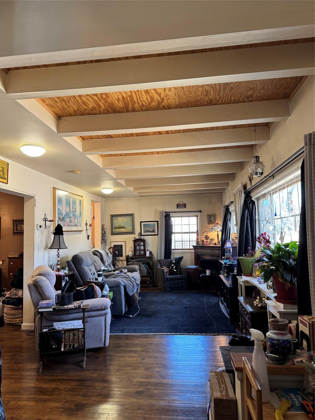 1 of 16 - 16 Whitter Drive, Mastic Beach, NY