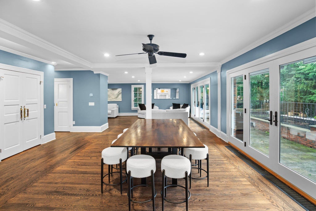 13 of 50 - 400 Rosedale Avenue, White Plains, NY