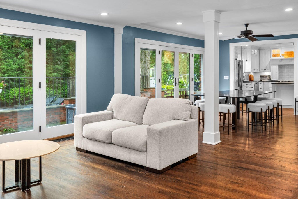 14 of 50 - 400 Rosedale Avenue, White Plains, NY