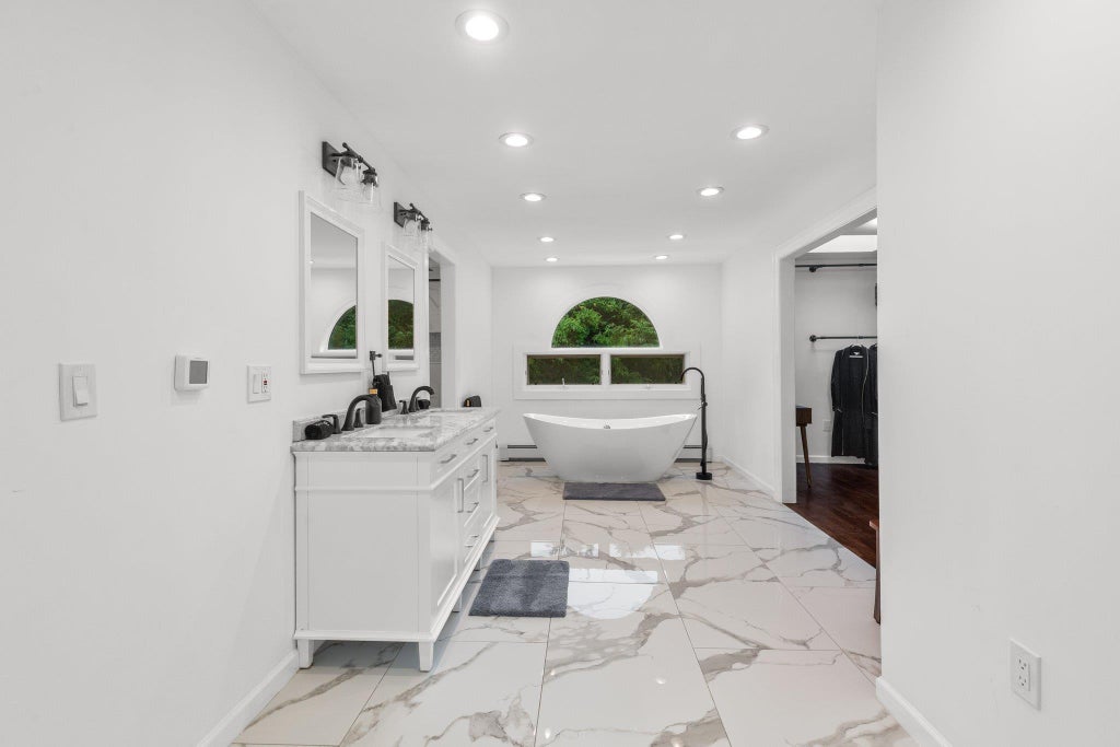 26 of 50 - 400 Rosedale Avenue, White Plains, NY