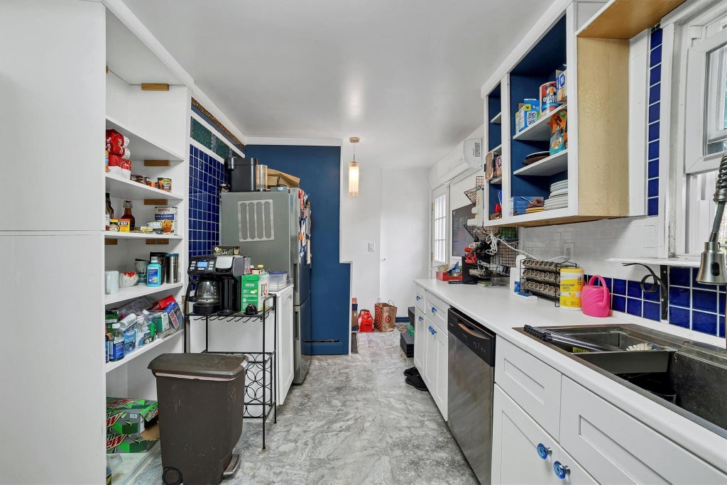 21 of 38 - 543 Terrace Avenue, Mount Vernon, NY