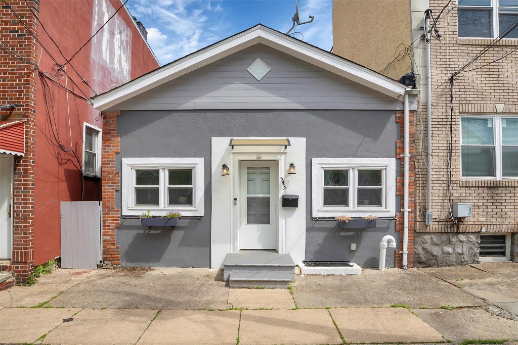 2 of 38 - 543 Terrace Avenue, Mount Vernon, NY