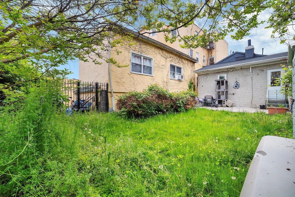 35 of 38 - 543 Terrace Avenue, Mount Vernon, NY