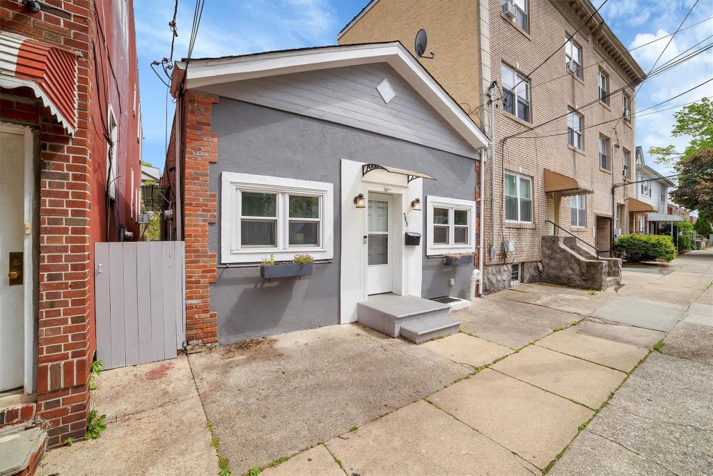 4 of 38 - 543 Terrace Avenue, Mount Vernon, NY
