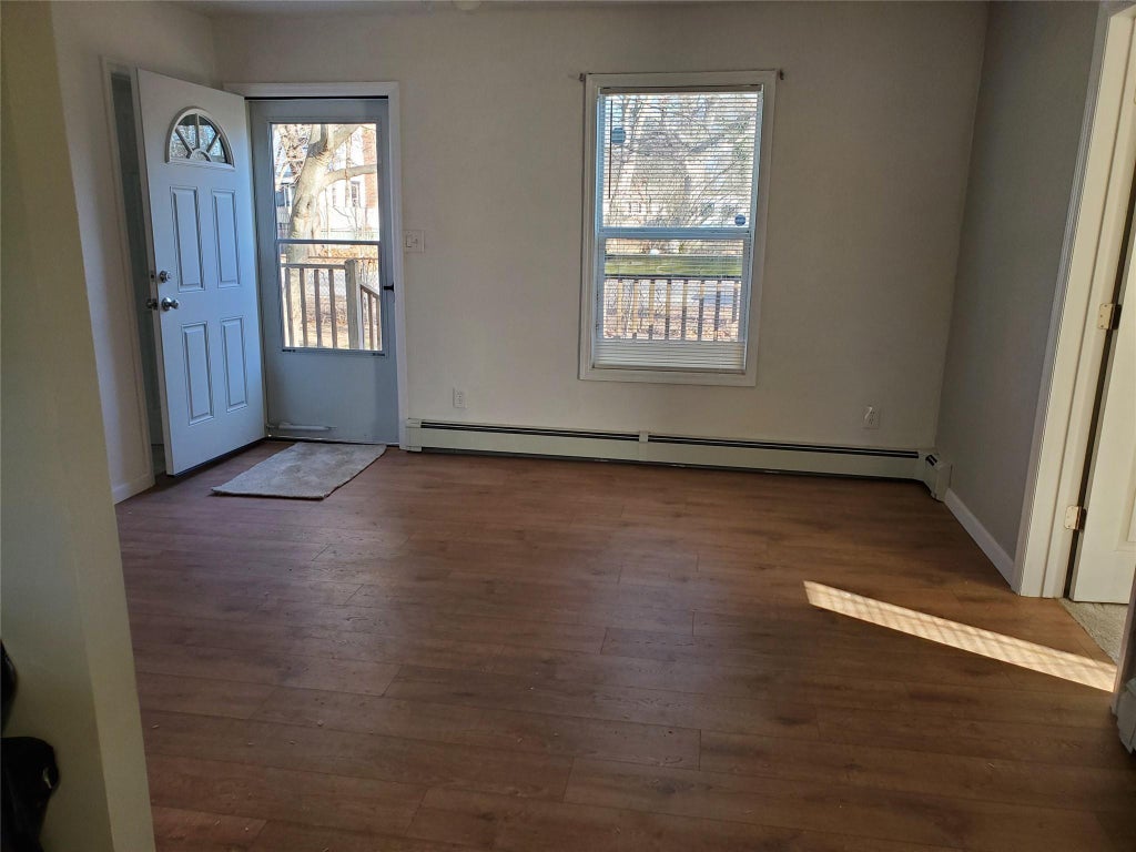 9 of 18 - 88 Woodside Road, Mastic Beach, NY