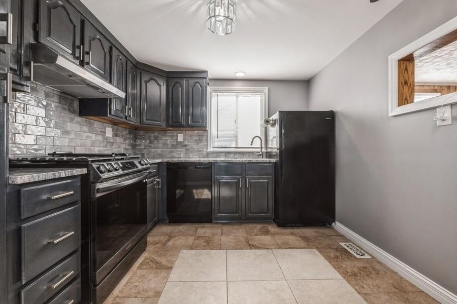 7 of 20 - 1403 Pine Acres Boulevard, Bay Shore, NY