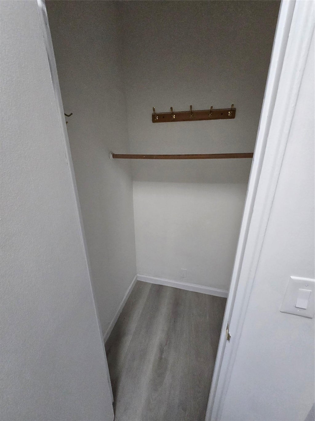 9 of 12 - 99-52 66 Road 1f, Rego Park, NY