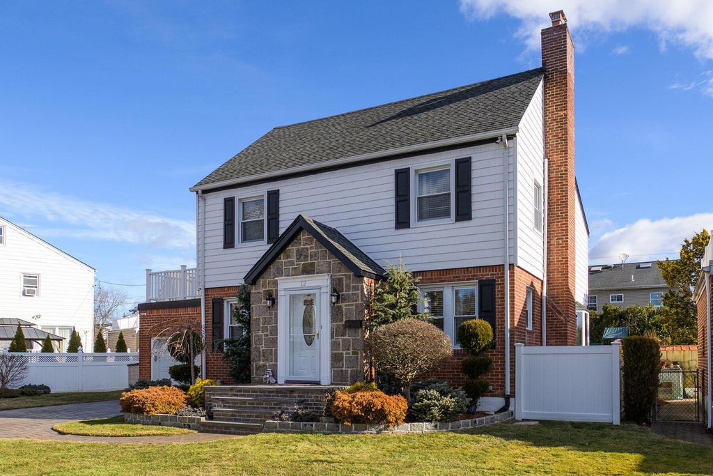 1 of 23 - 12 William St., New Hyde Park, NY