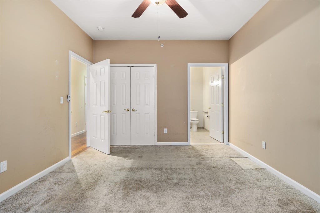 17 of 22 - 161 Spring Drive, East Meadow, NY