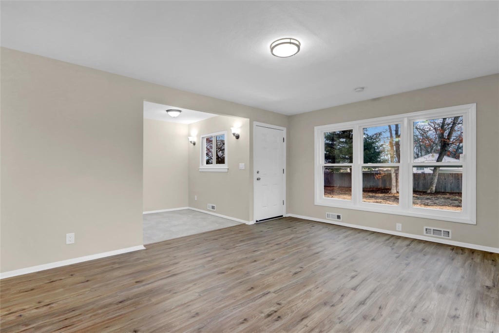 3 of 19 - 21 Chimney Lane, Bay Shore, NY