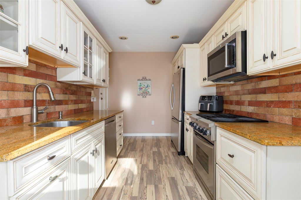 24 of 40 - 1 Andrews Place, Wappingers Falls, NY