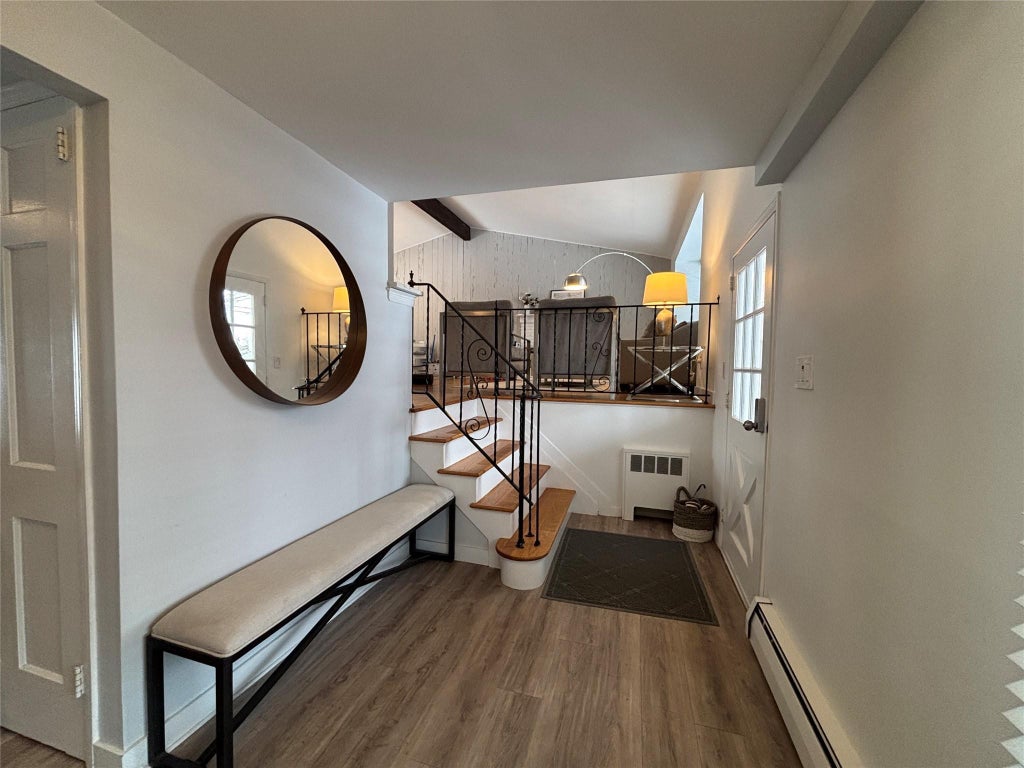 10 of 29 - 6 Eldridge Place, Glen Cove, NY