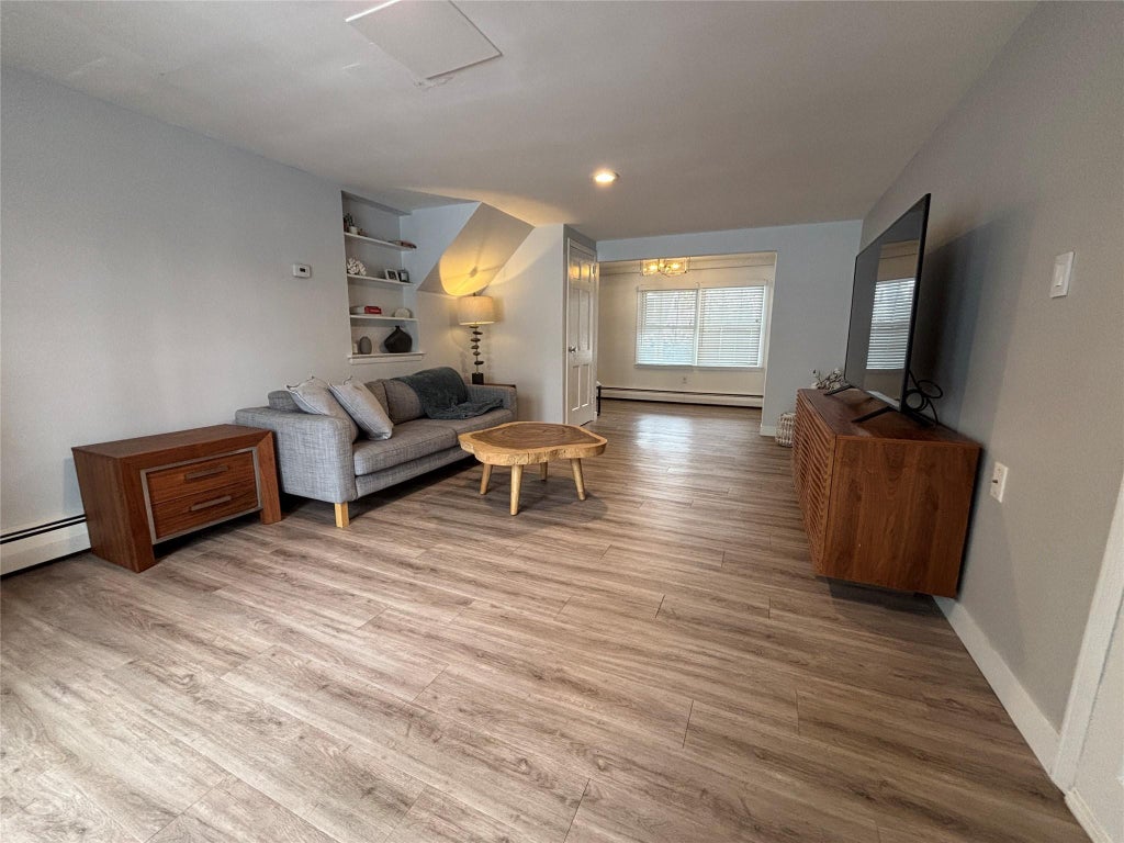 11 of 29 - 6 Eldridge Place, Glen Cove, NY