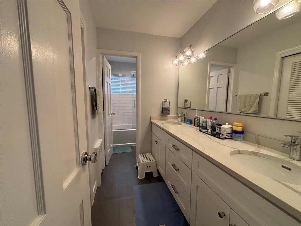 14 of 29 - 6 Eldridge Place, Glen Cove, NY