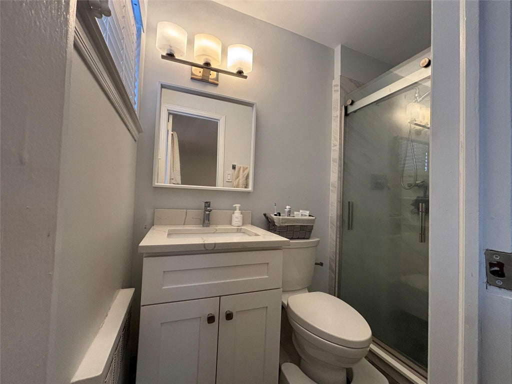 19 of 29 - 6 Eldridge Place, Glen Cove, NY