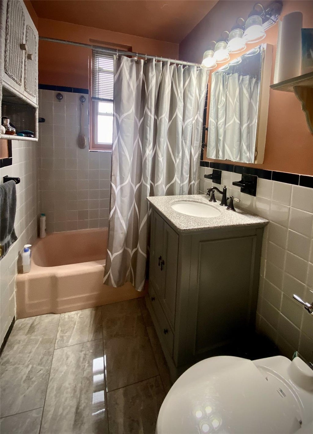 21 of 26 - 245 Rumsey Road 7x, Yonkers, NY