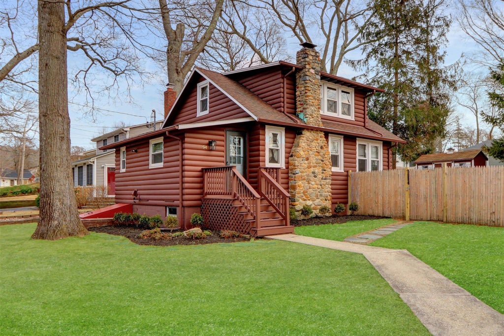 1 of 21 - 94 Upton Drive, Sound Beach, NY