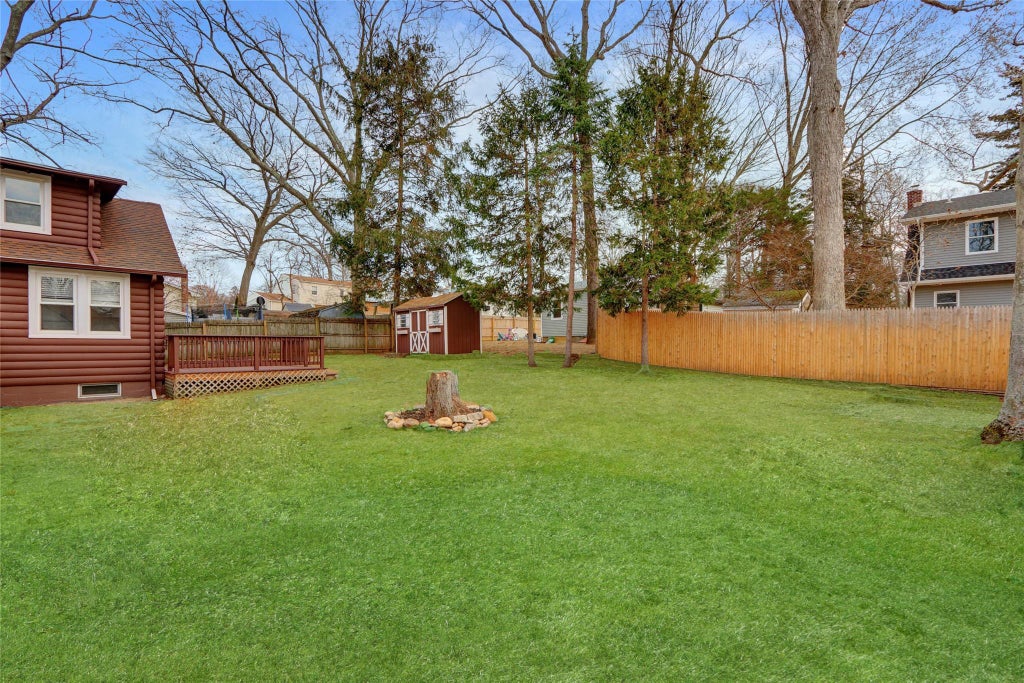 17 of 21 - 94 Upton Drive, Sound Beach, NY