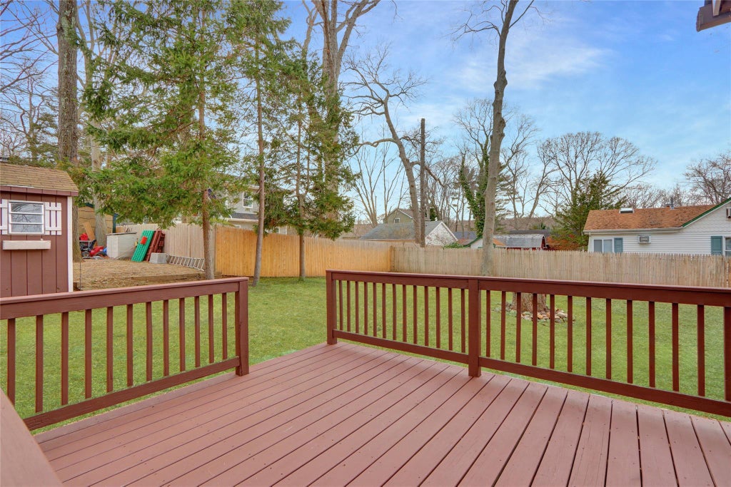 20 of 21 - 94 Upton Drive, Sound Beach, NY