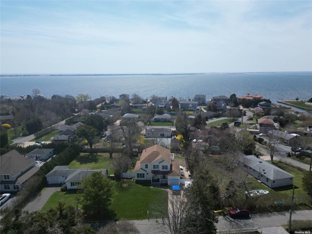 22 of 24 - 5 Southwind Road, Remsenburg, NY