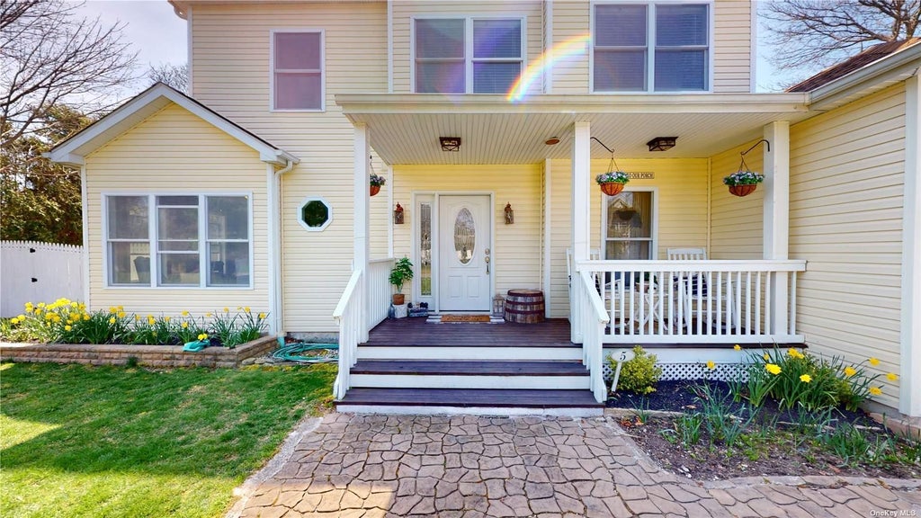 2 of 24 - 5 Southwind Road, Remsenburg, NY