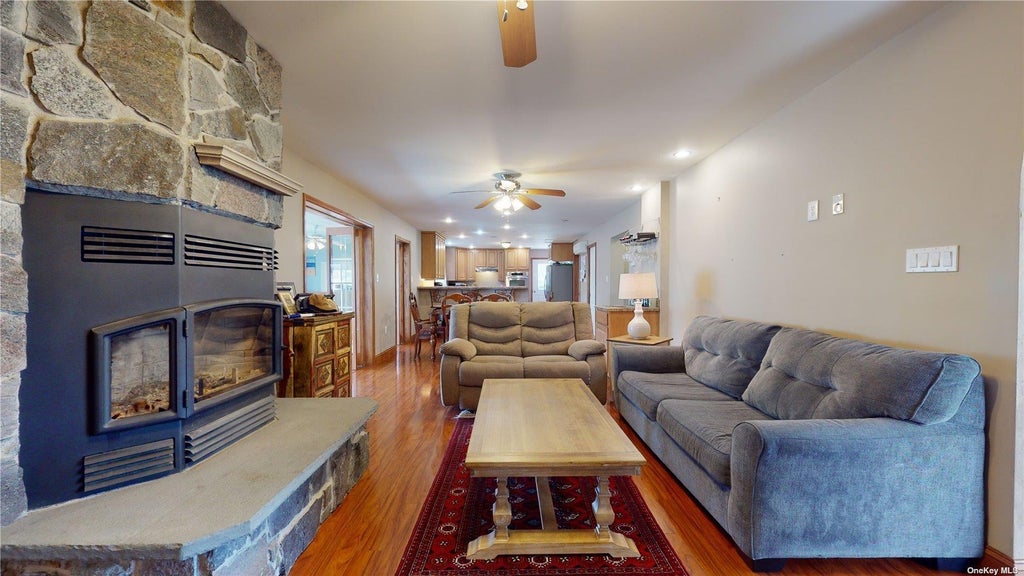 7 of 24 - 5 Southwind Road, Remsenburg, NY
