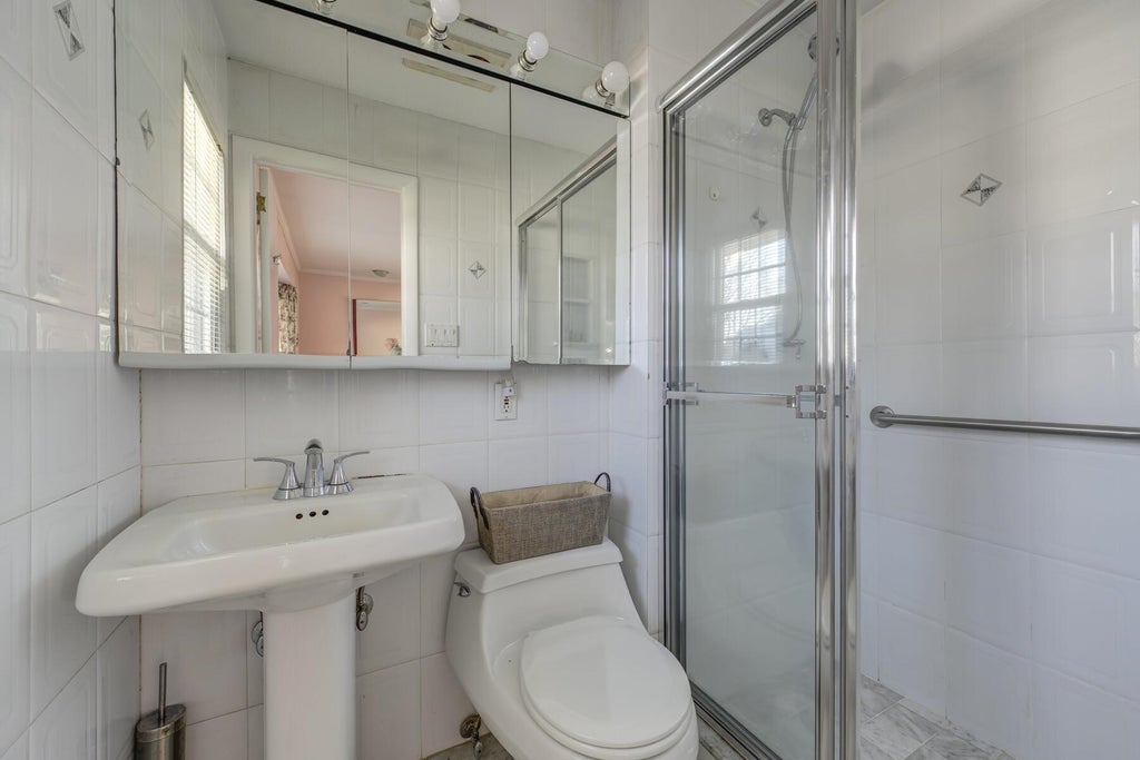 11 of 17 - 9 Shaker Ridge Lane, East Northport, NY