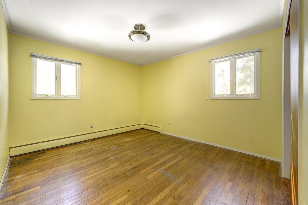 12 of 17 - 9 Shaker Ridge Lane, East Northport, NY