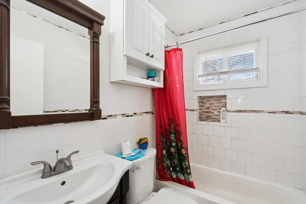 19 of 28 - 181 Elm Drive, Bay Shore, NY