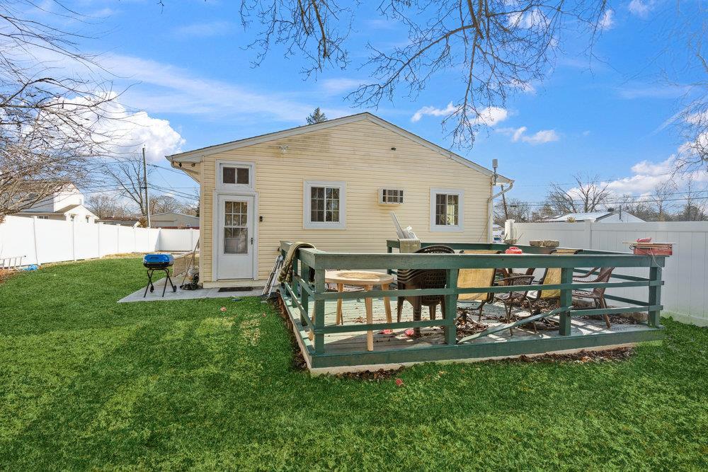 22 of 28 - 181 Elm Drive, Bay Shore, NY