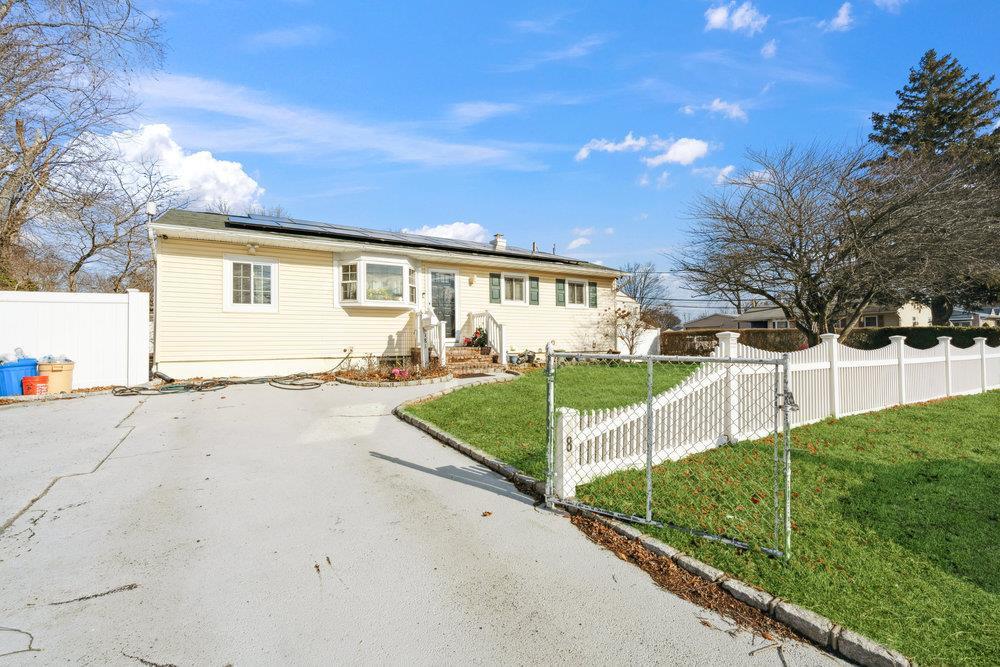 2 of 28 - 181 Elm Drive, Bay Shore, NY