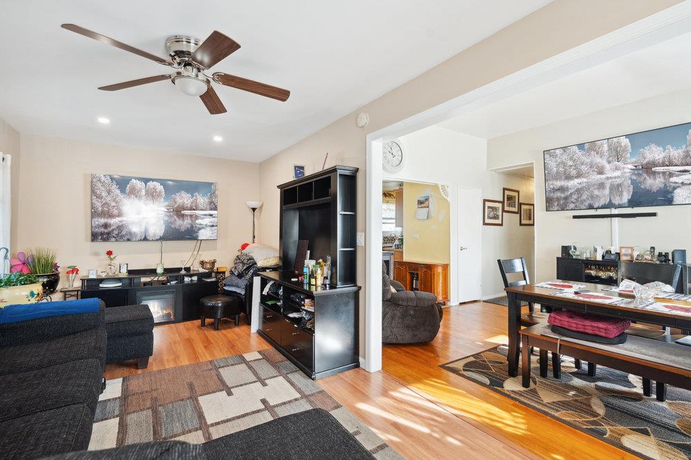 5 of 28 - 181 Elm Drive, Bay Shore, NY