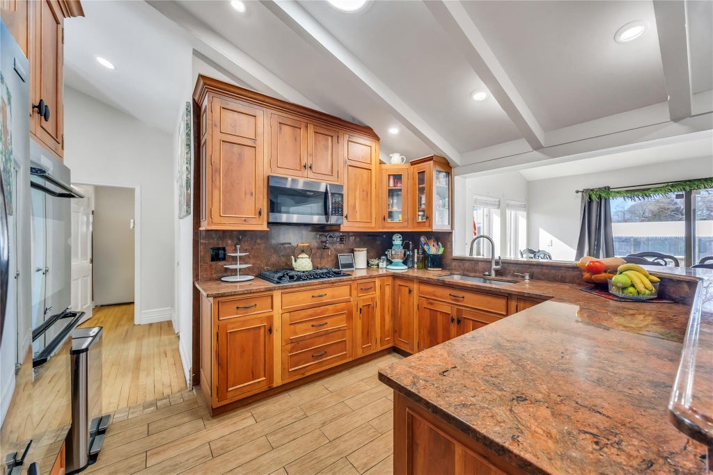 11 of 41 - 16 Walnut Drive, Shoreham, NY